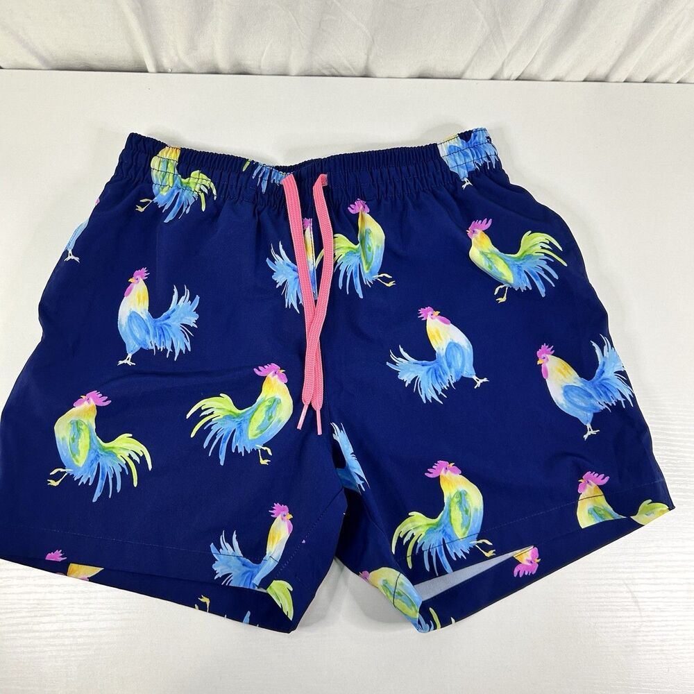 Chubbies The Fowl Plays Classic 5.5” Swim Trunks Shorts Mens Small Roosters Blue
